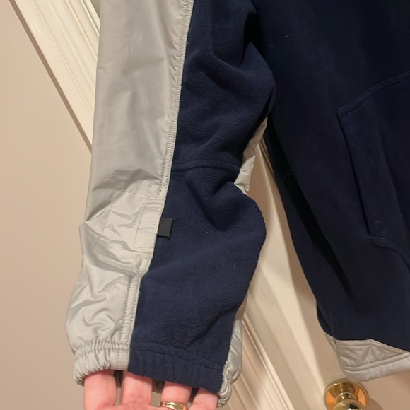 Misty Mountain Navy and Gray Hoodie, size Large - Picture 4 of 6